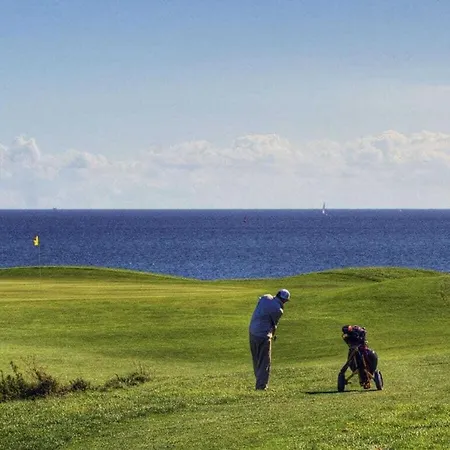 Holiday home At The Golf Course F 19 E Comfortable Fehmarn