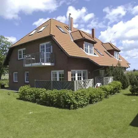 Holiday home At The Golf Course F 19 E Comfortable